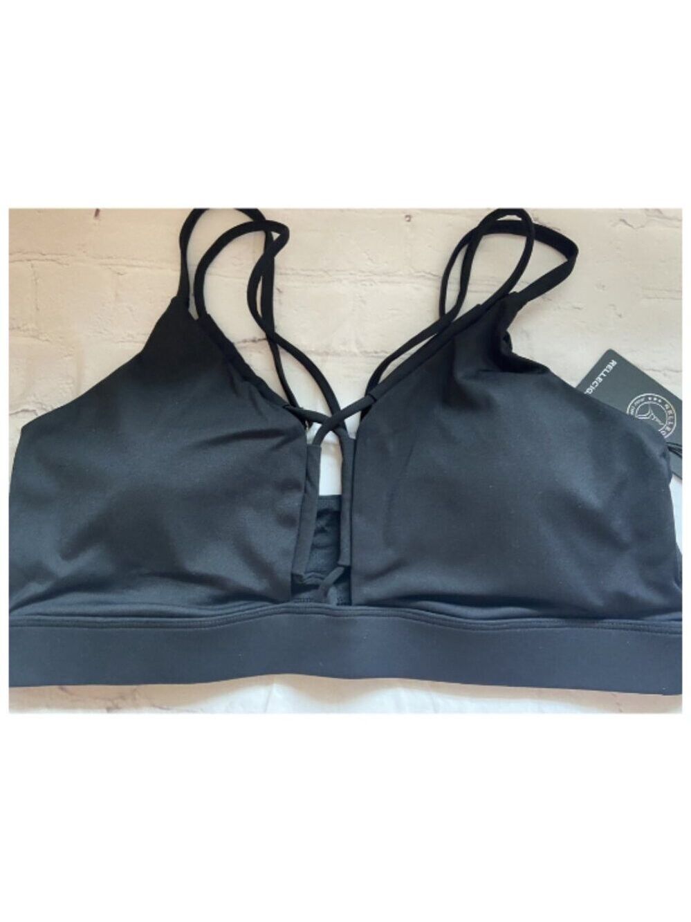 ✨RELLECIGA Black Longline Sports Bra Strappy Criss Cross Back Large NWT